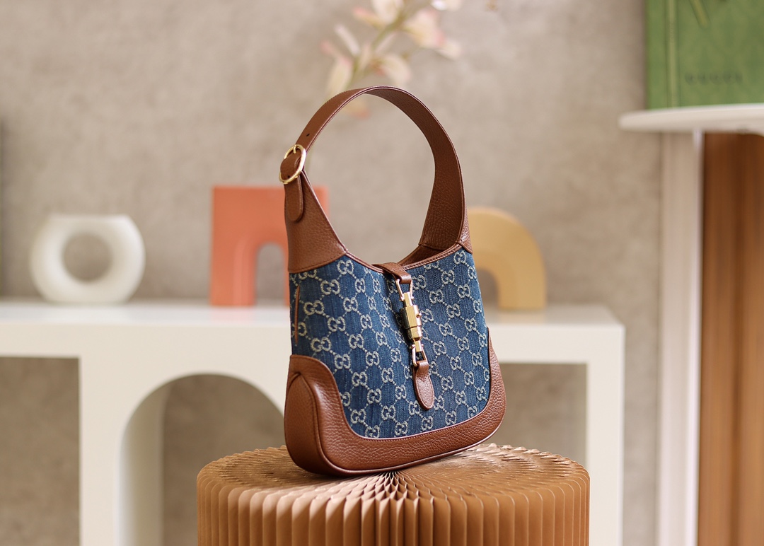 GUCCI 𝙅𝙖𝙘𝙠𝙞𝙚 1961 Retro Denim Series Original Leather #636706