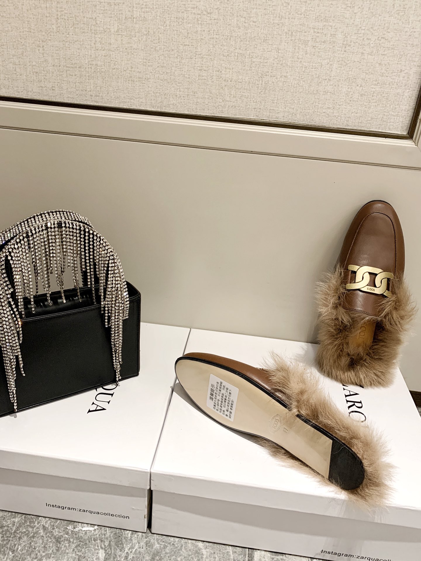TOD'S 𝙏𝙊𝘿𝙎 2020 autumn and winter new hairy slippers on the new a pair of so fashionable hairy slippers