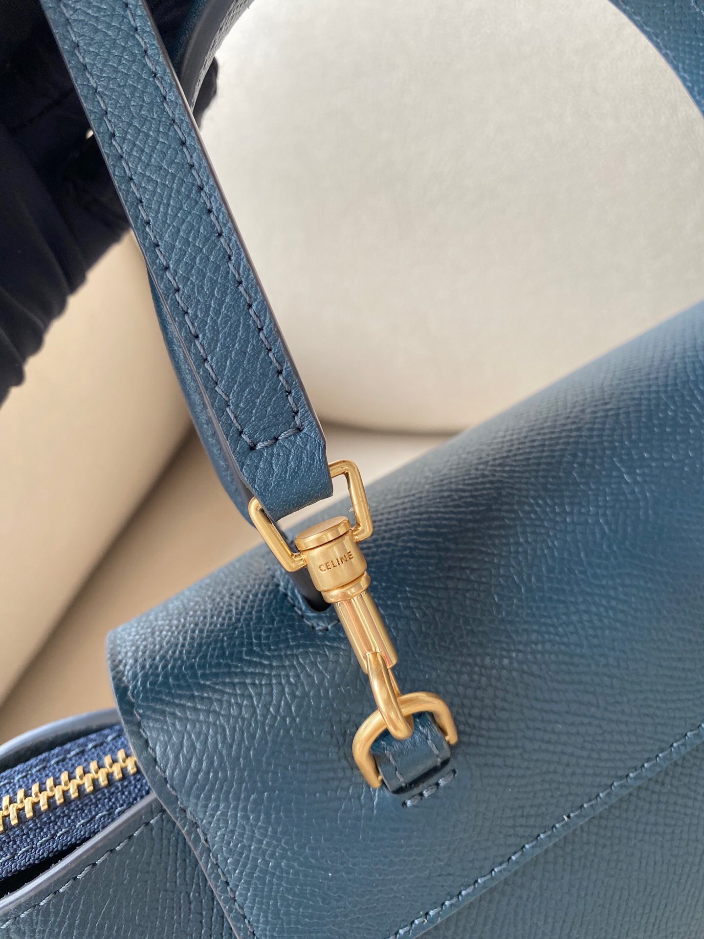 𝐂𝐞𝐥𝐢𝐧𝐞 Belt Bag Catfish Bag Small Grained Calfskin