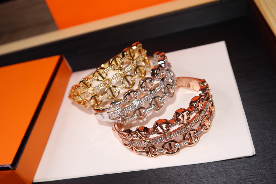Hermes bracelet
