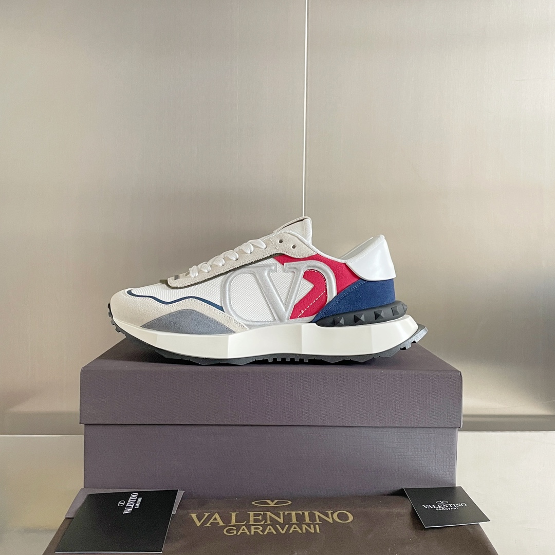 【Valentino】𝟐𝟎𝟐𝟏/𝐒𝐒 𝐧𝐞𝐰  Valentino new NETRUNNER series casual air cushion sports shoes