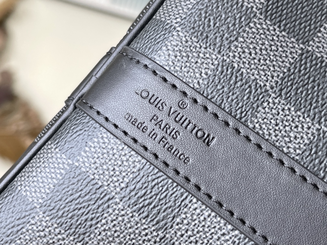 𝐋𝐎𝐔𝐈𝐒 𝐕𝐔𝐈𝐓𝐓𝐎𝐍  N40443 KEEPALL BANDOULIÈRE