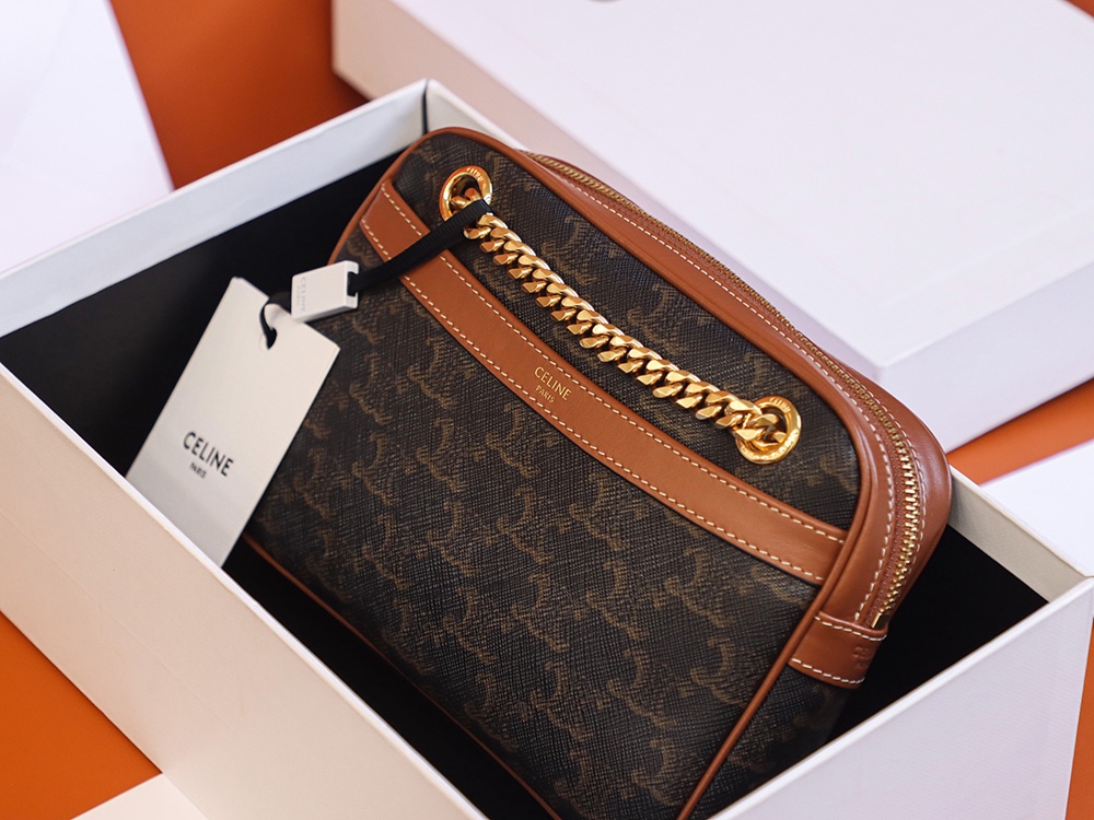 𝐂𝐞𝐥𝐢𝐧𝐞   𝐏𝐀𝐓𝐀𝐏𝐀𝐍𝐒 #196252