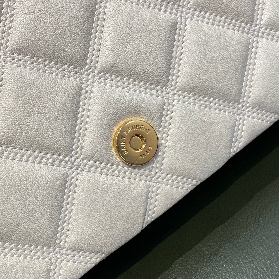 SAINT LAURENT 𝘽𝙀𝘾𝙆𝙔 𝟮𝟱𝙘𝙢   #629426 original leather.JD