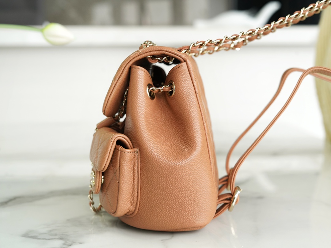 𝗖𝗛𝗔𝗡𝗘𝗟 23P New Duma Double Shoulder Cowhide Mini Caramel