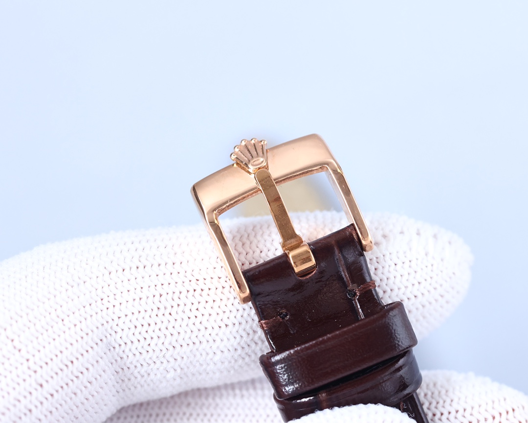 Rolex fashion women's watch simple three needles super luminous at night 💕Unique 3⃣️ character calendar