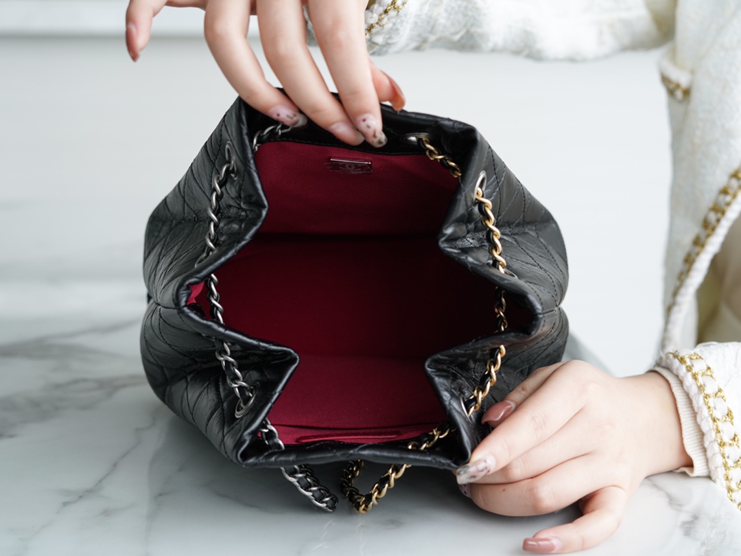 𝗖𝗵𝗮𝗻𝗲𝗹𝗚𝗮𝗯𝗿𝗶𝗲𝗹𝗲❥vagrancyBackpack Italy 🇮🇹 