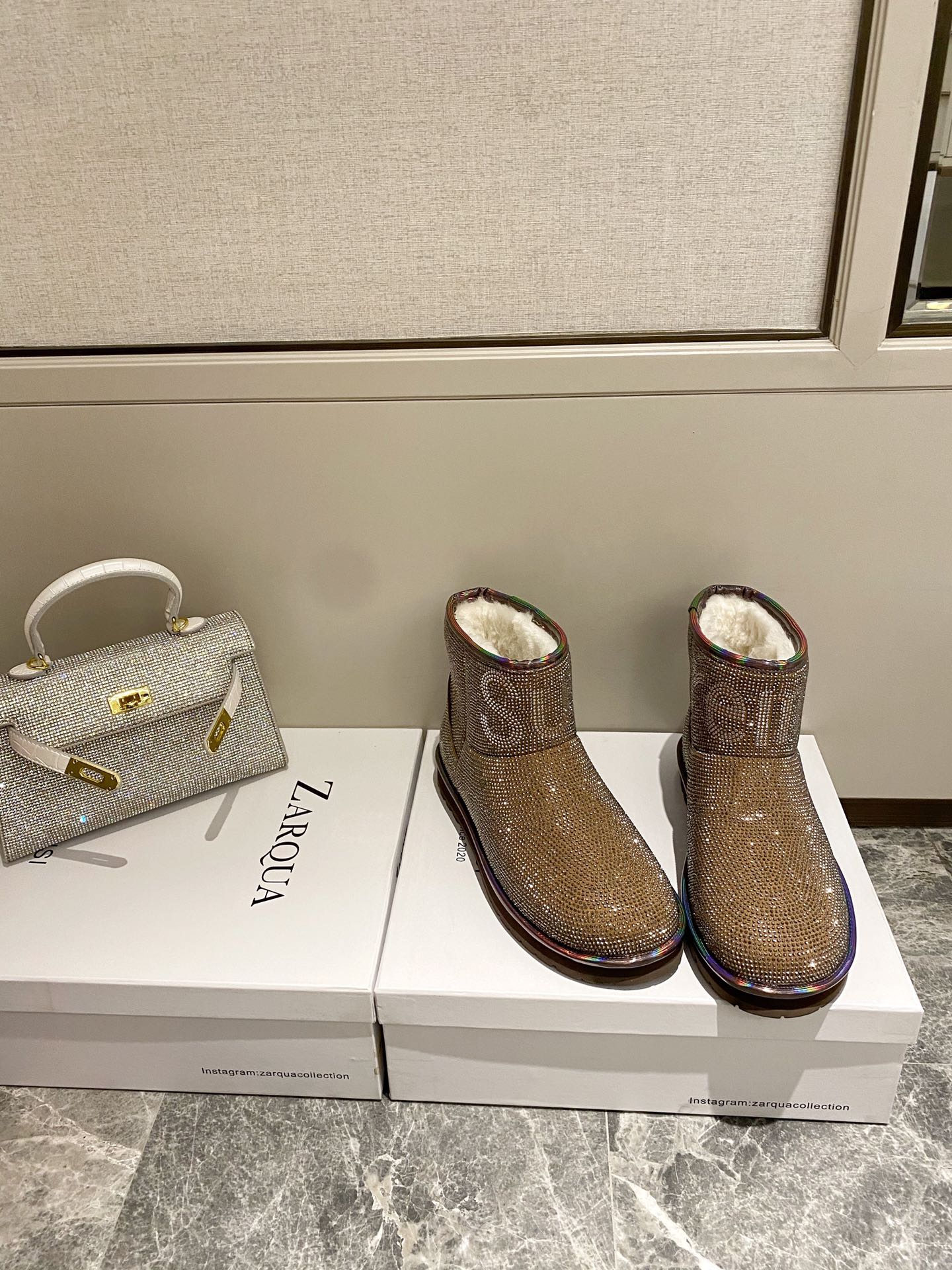 supermen & Louis Vuitton LV cooperation models full of diamonds snow shoes on the new lining pure wool super warm