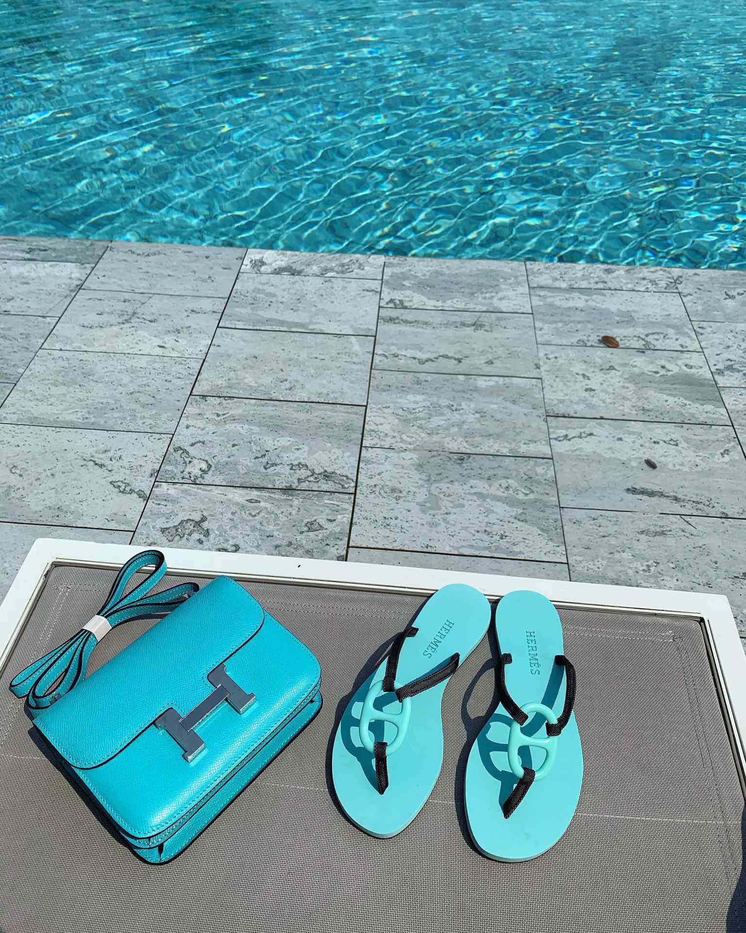 Hermes holiday series 🌈🏝🌤 pig nose flip flops sandals