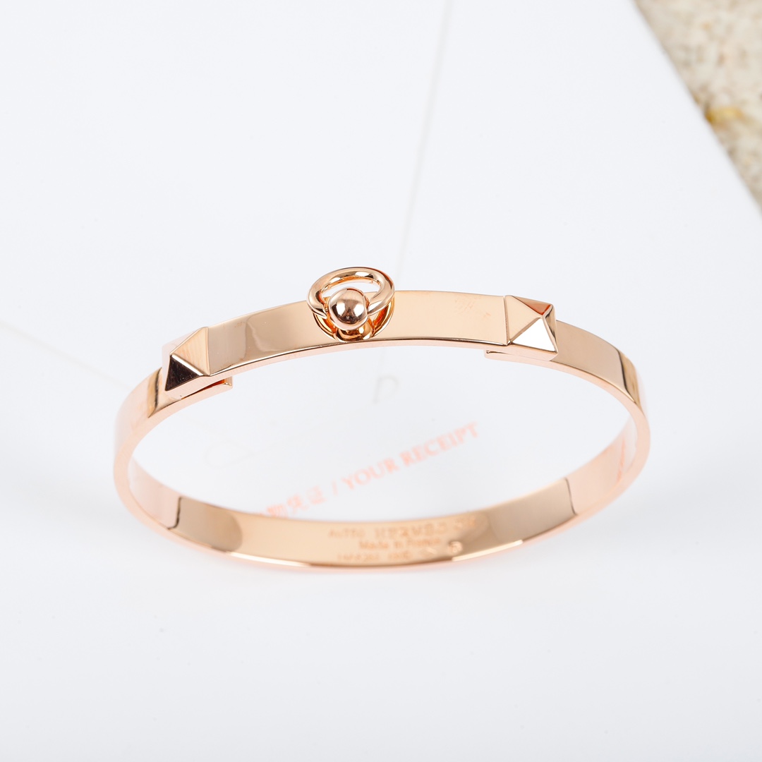 Hermes bracelet