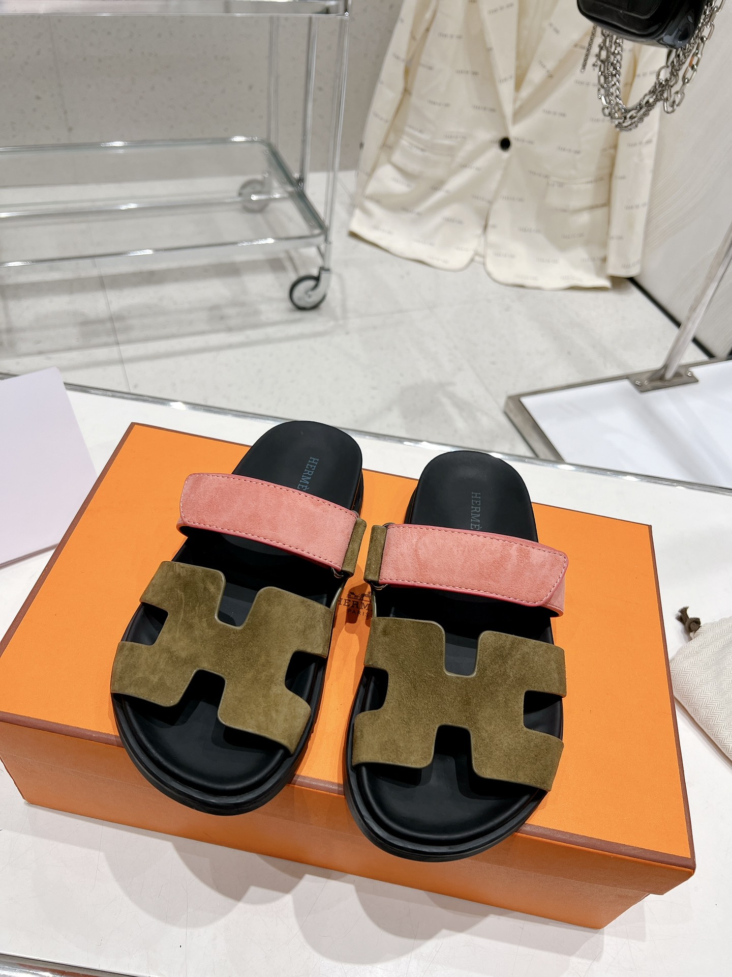 Hermes spring and summer sandals series couple models classic models