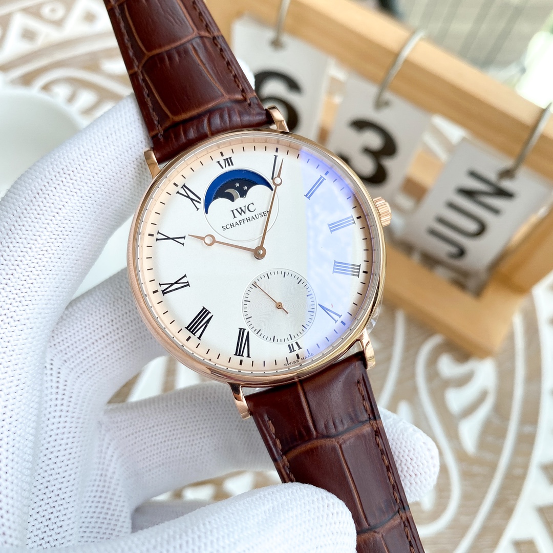 IWC- Fine men's watches Fully automatic mechanical movement, top 316 steel case and strap