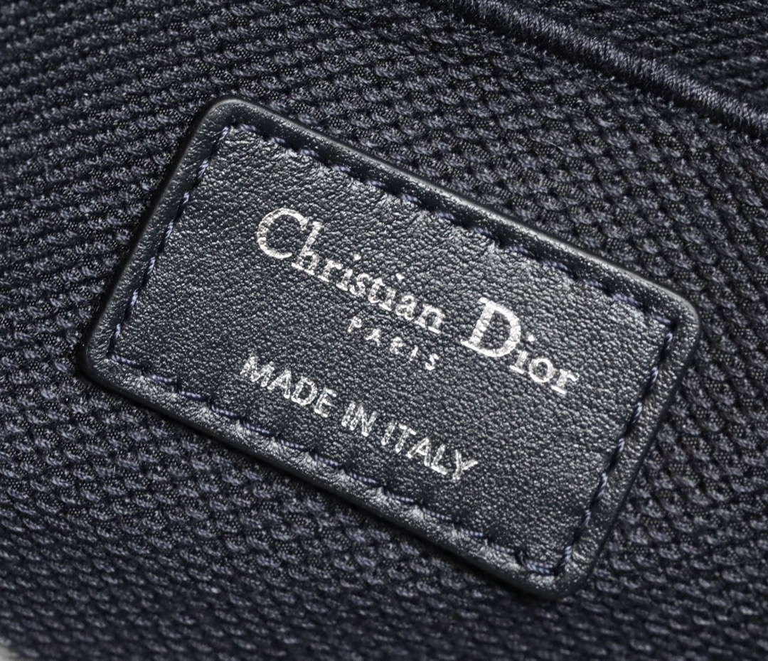 DIOR TRAVEL VANITY Cosmetic Bag