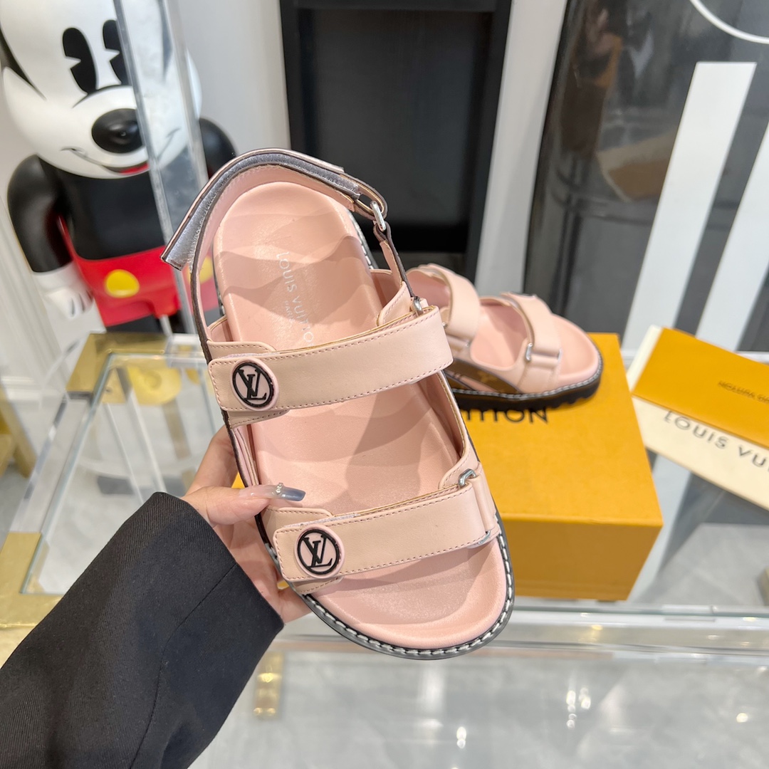 Louis Vuitton 2023 spring and summer beach sandals