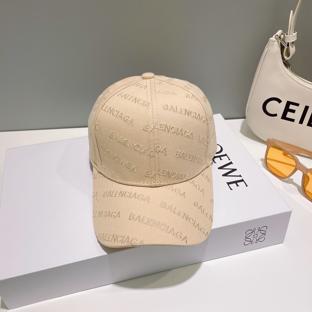 Balenciaga baseball cap