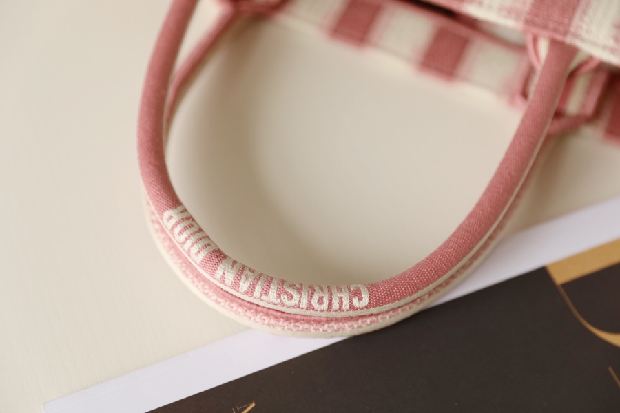DIOR TOTE striped pink