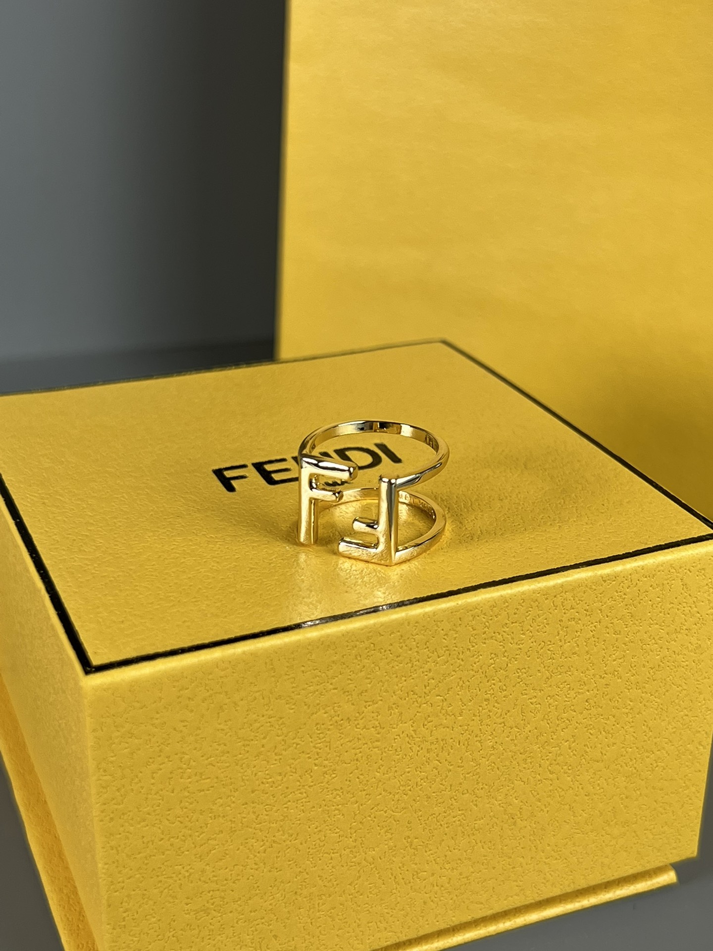 Fendi Ring