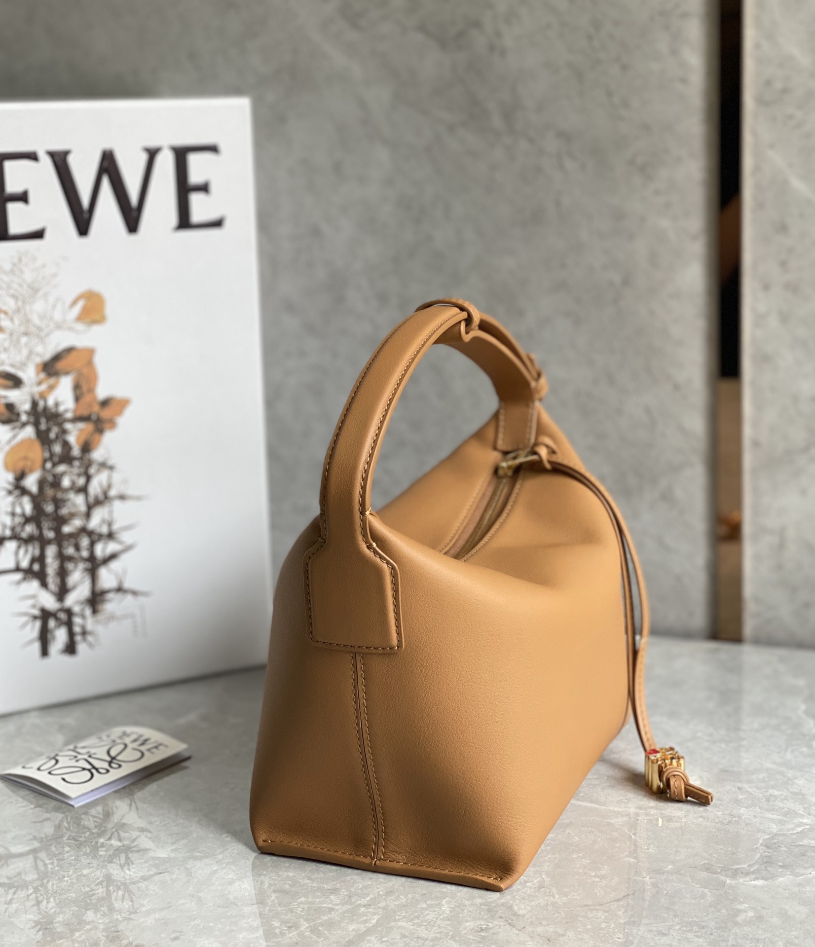 LOEWE cubi full leather lunch box bag