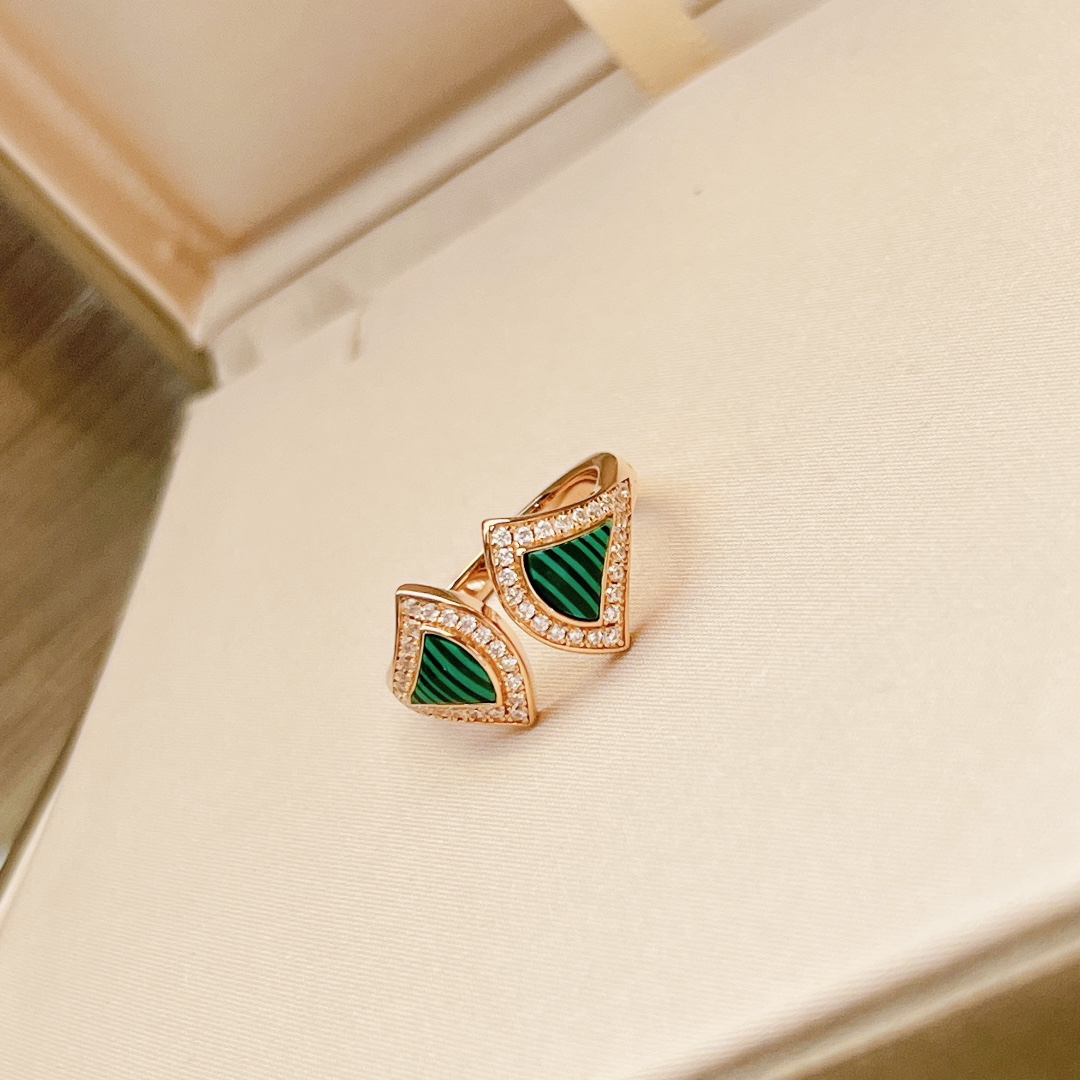 BVLGARI ring