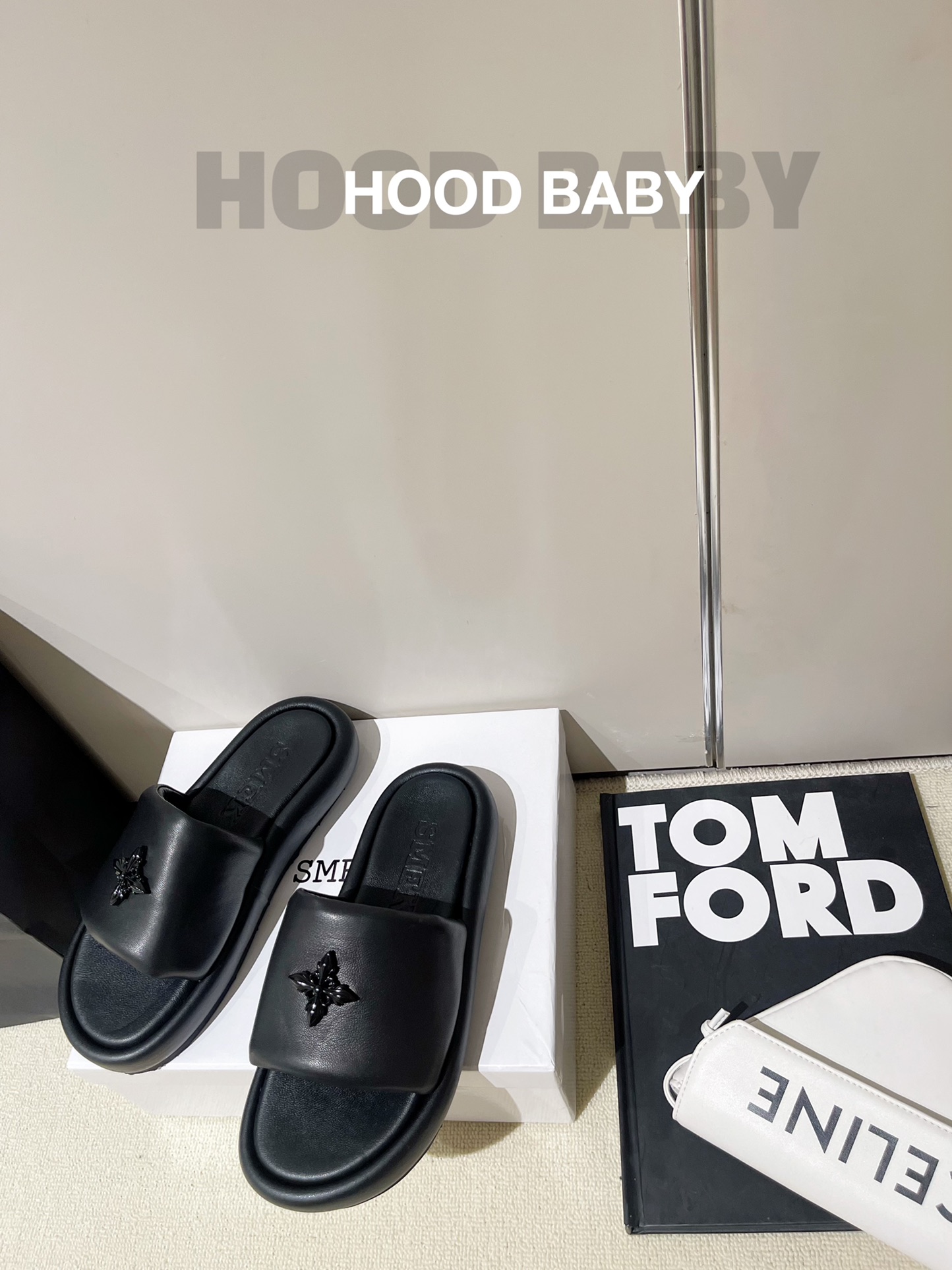 𝐒𝐌𝐅𝐊 ｜𝟐𝟎𝟐𝟐/𝐒𝐒𝐒 𝐧𝐞𝐰 SMFK new cross series thick-soled bread slippers