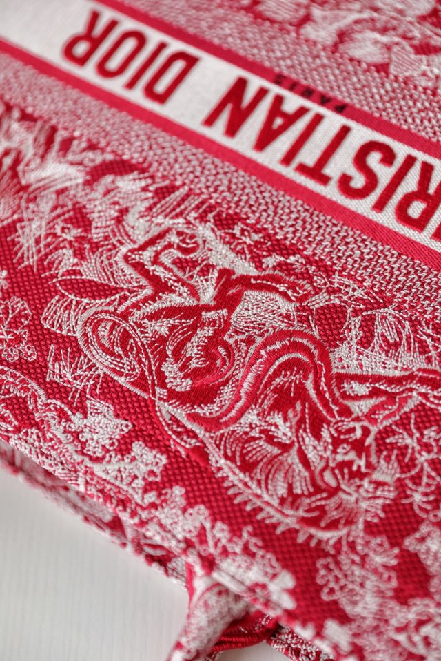 DIOR TOTE red embroidery