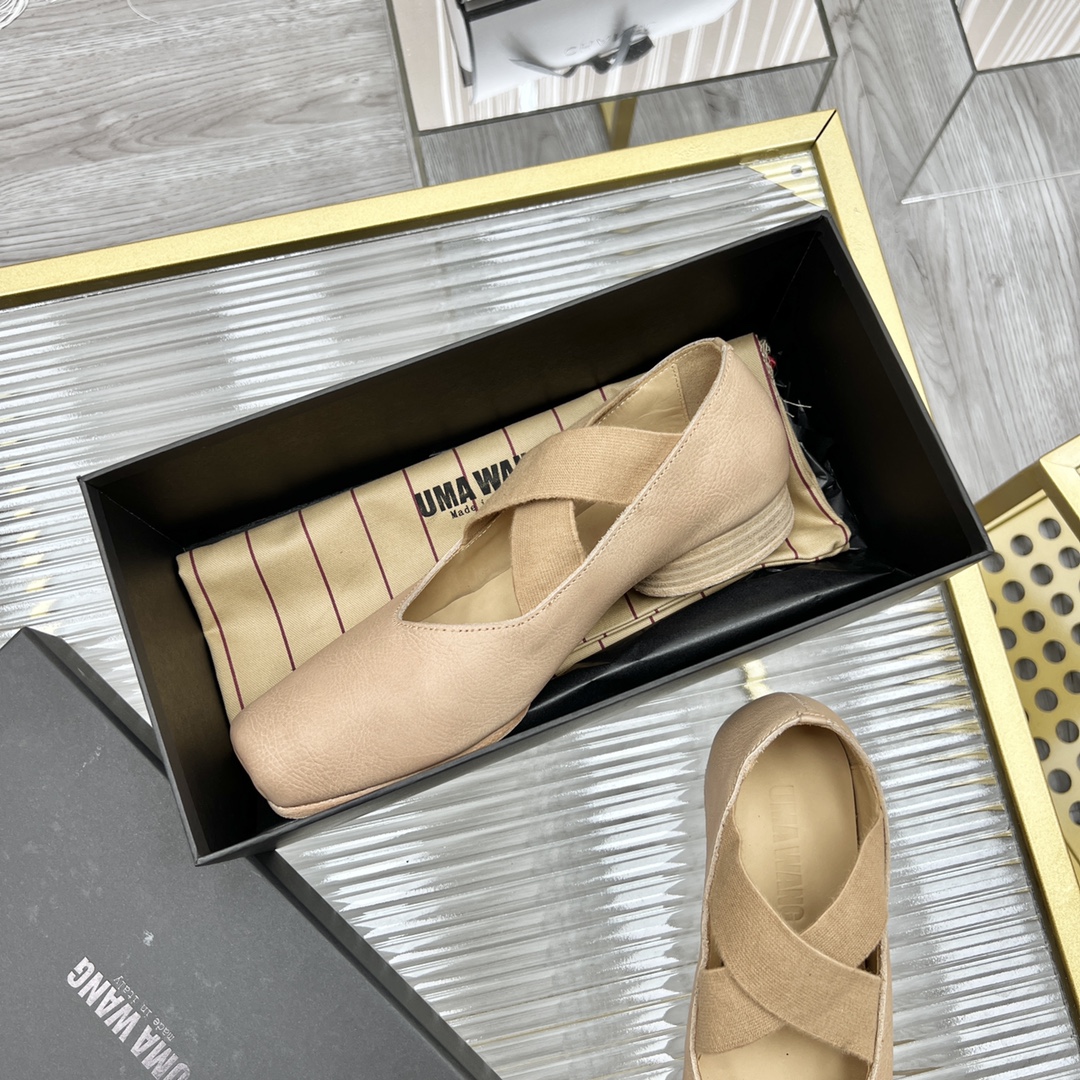 𝐔𝐌𝐀 𝐖𝐀𝐍𝐆｜𝟐𝟎𝟐𝟑/𝐒𝐒 𝐧𝐞𝐰  UMA WANG classic models retro do old ballet shoes