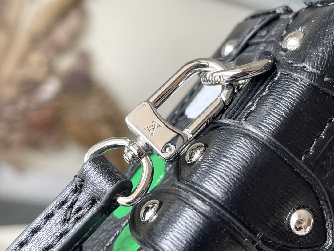 𝐋𝐎𝐔𝐈𝐒 𝐕𝐔𝐈𝐓𝐓𝐎𝐍 M21621 Yayoi Kusama series