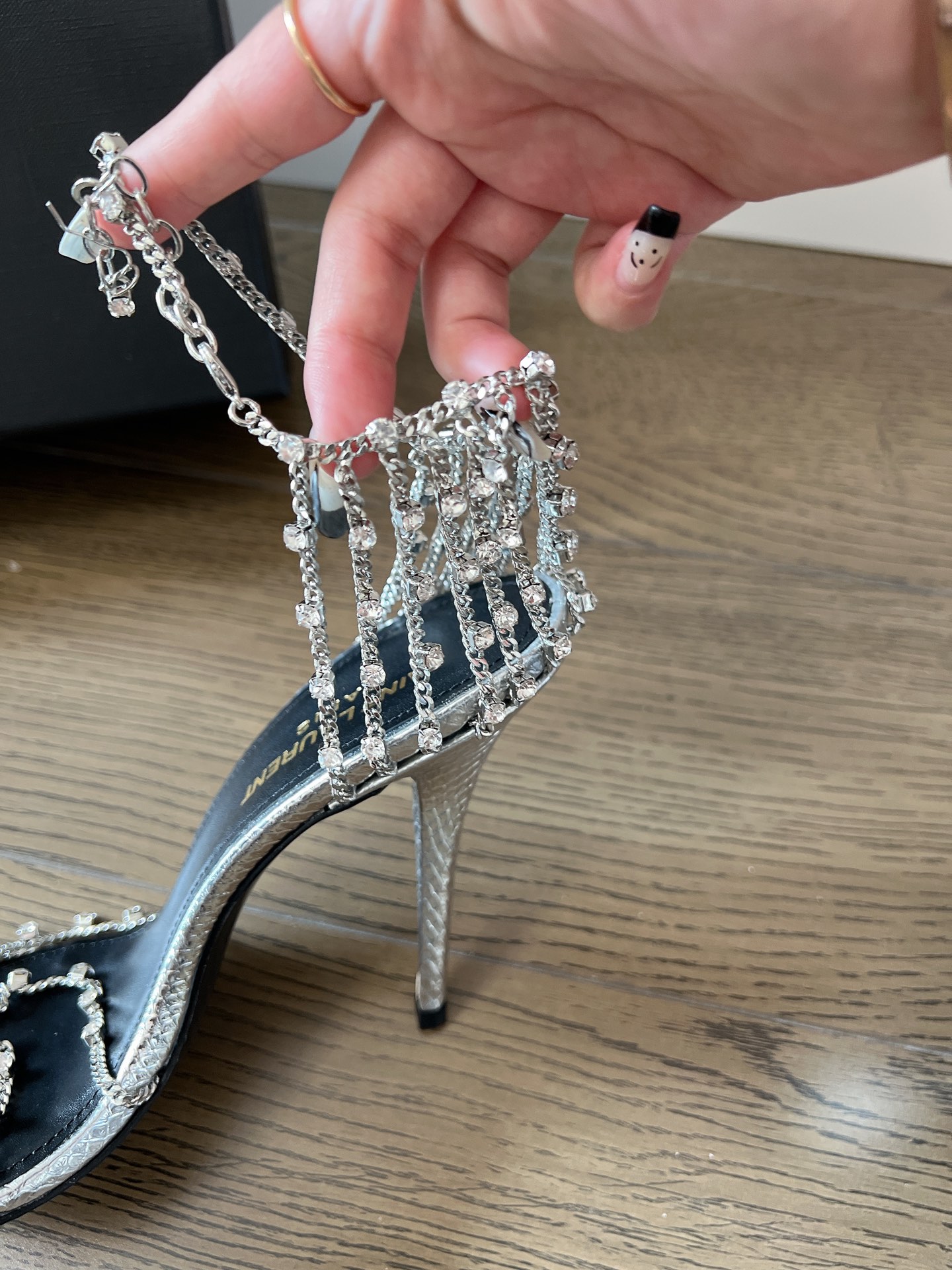 𝙎𝙖𝙞𝙣𝙩 𝙇𝙖𝙪𝙧𝙚𝙣𝙩 | 𝟐𝟎𝟐𝟐/𝐒𝐒 𝐧𝐞𝐰 YSL｜Saint Laurent new metal chain high heels luxury metal rhinestone buckle