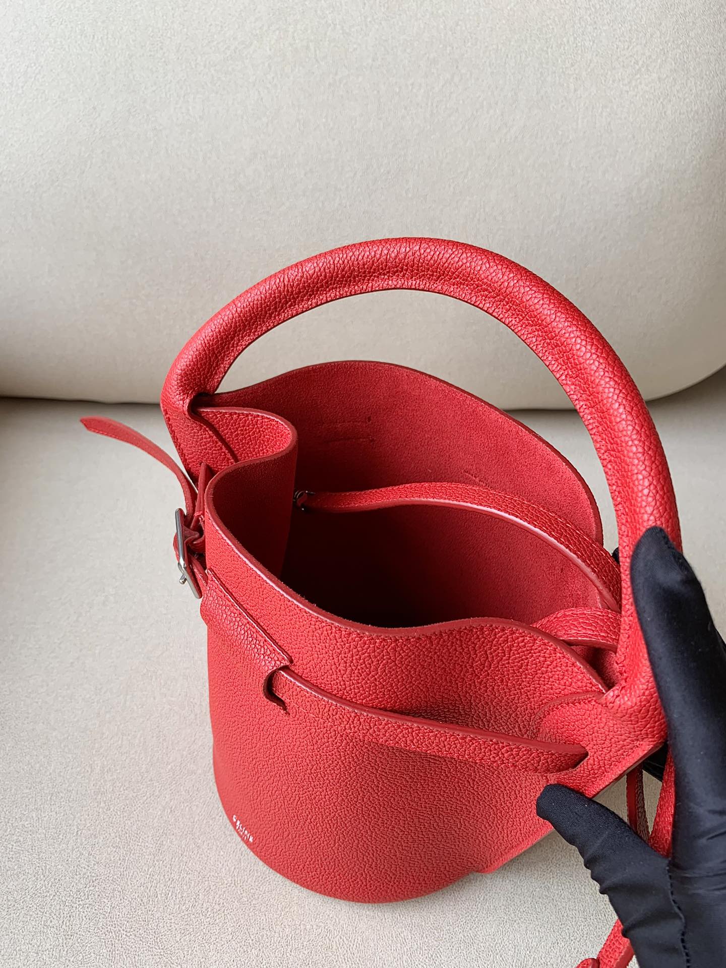 𝐂𝐞𝐥𝐢𝐧𝐞 Bigbag bucket nano  calfskin