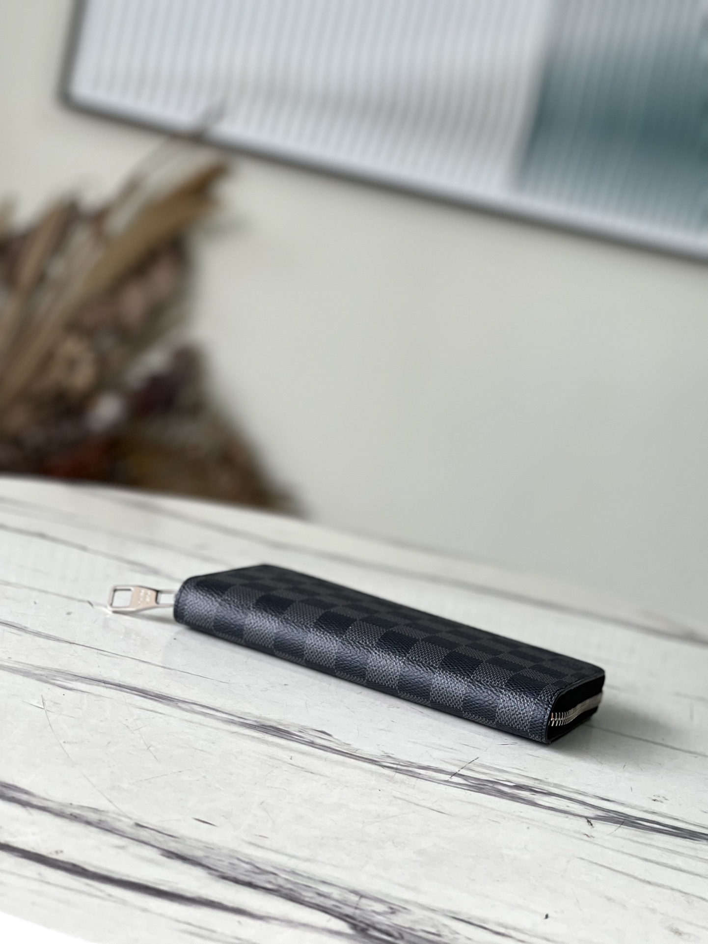 𝐋𝐎𝐔𝐈𝐒 𝐕𝐔𝐈𝐓𝐓𝐎𝐍    N41661