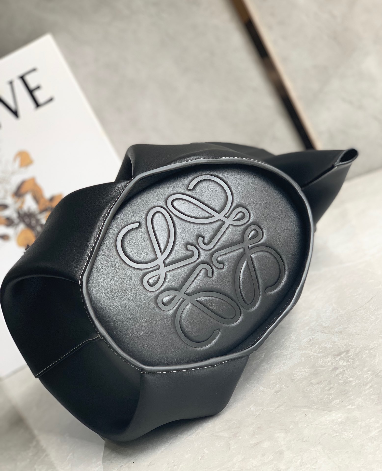 LOEWE catwalk style big elephant 🐘