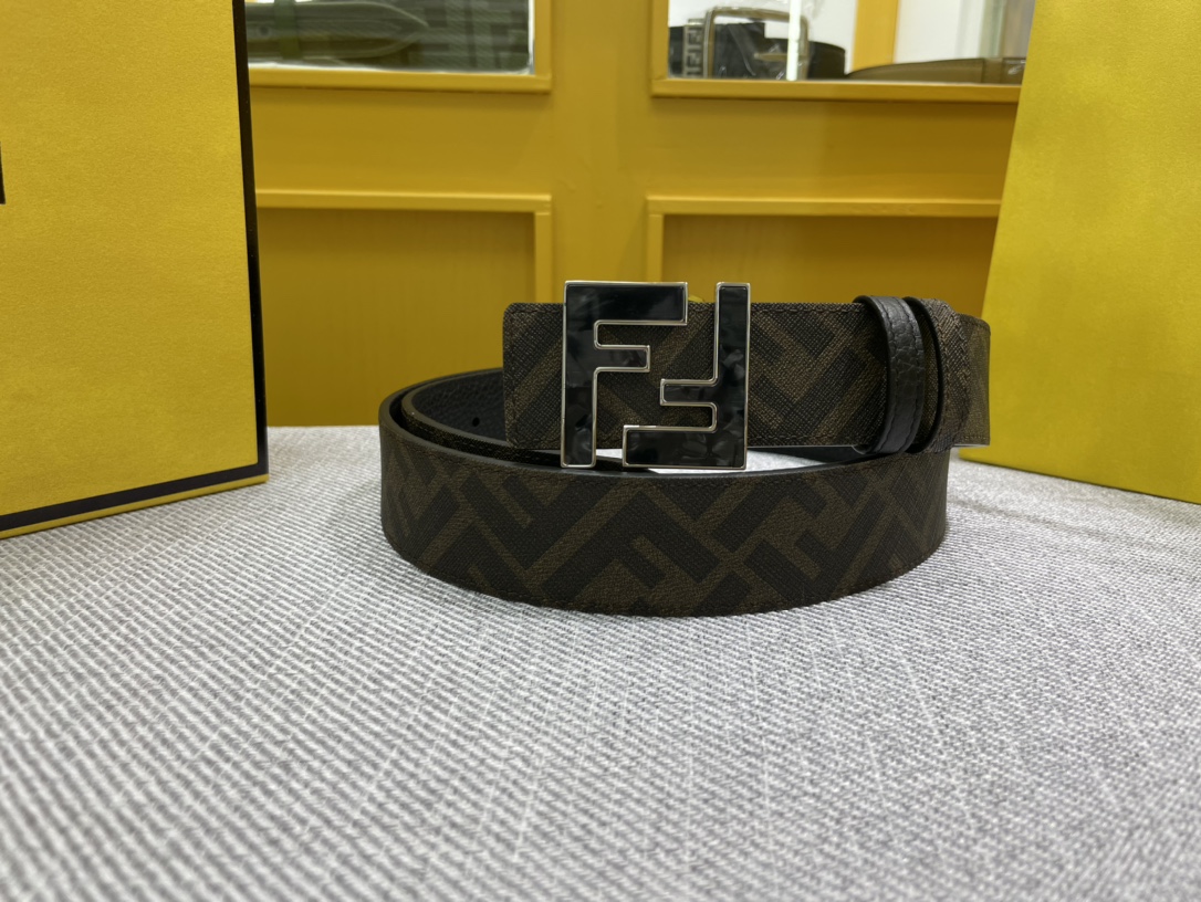FENDI men's casual reversible belt
