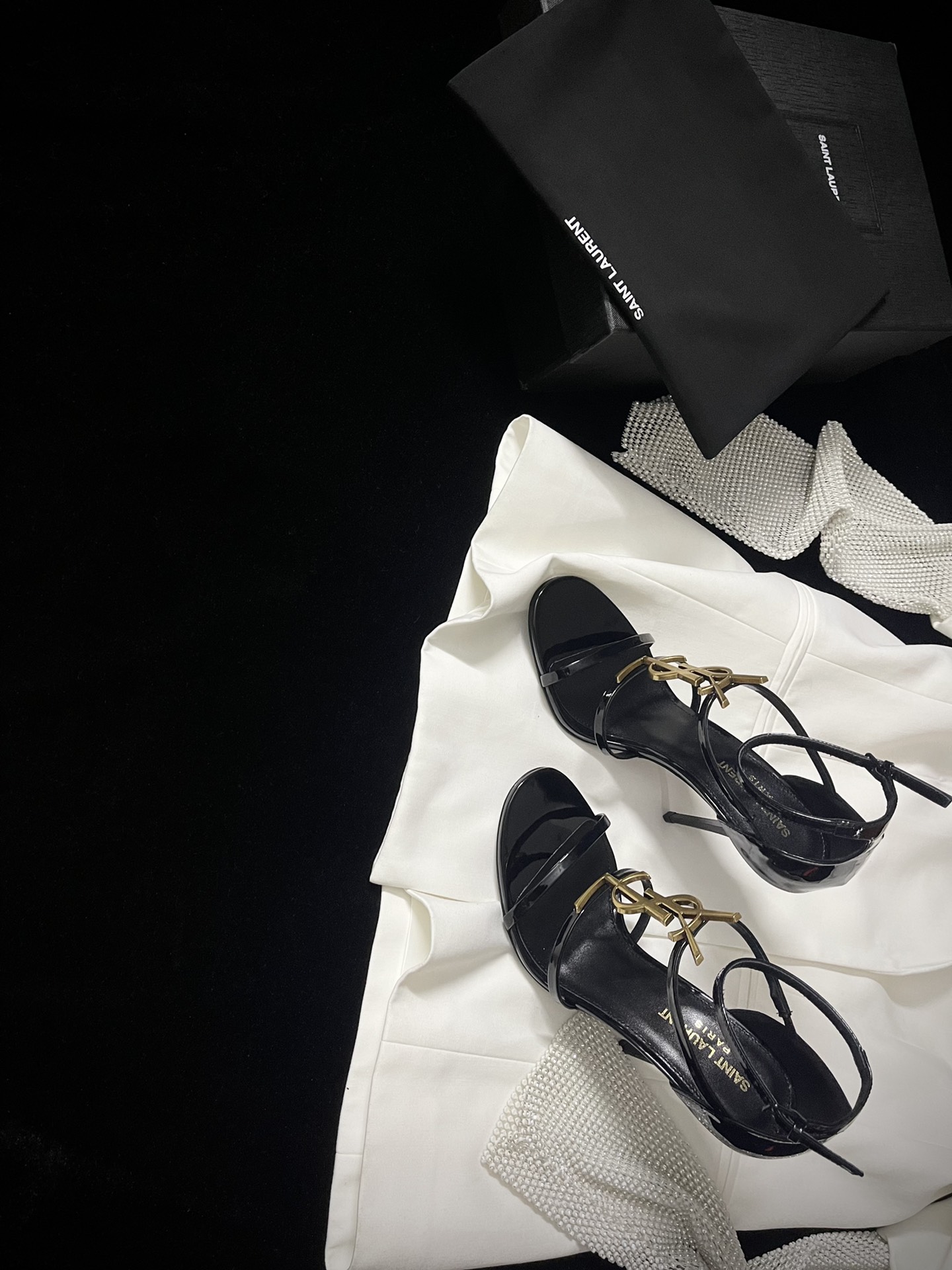 ππππ£π© πππͺπ§ππ£π© | ππππ/ππ π§ππ° YSLο½The ultimate in elegance and sophistication, a must-have item for the sophisticated fashionista