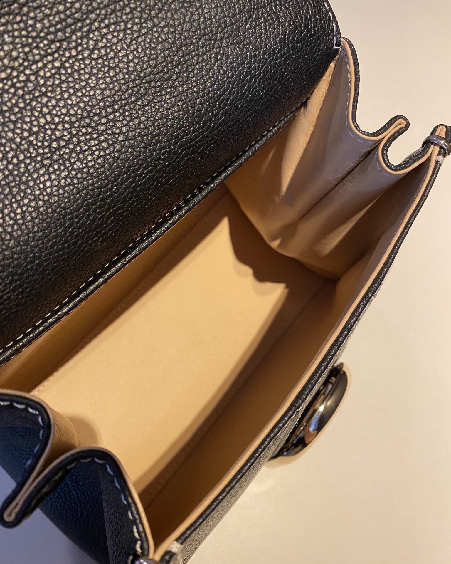 DELVAUX      🇧🇪brillant togo