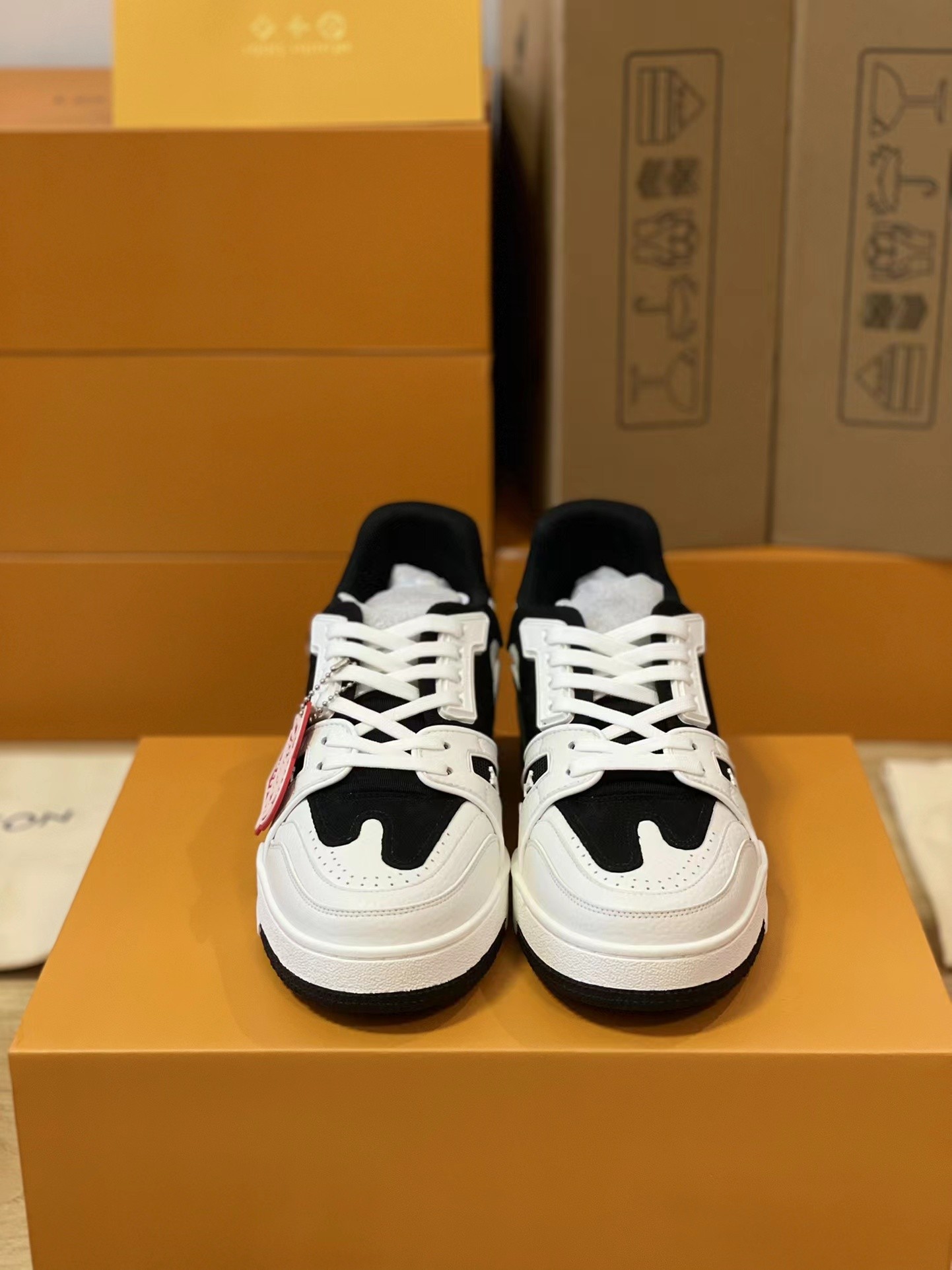 LOUIS VUITTON TRAINER 1A9IQ5 Sneakers