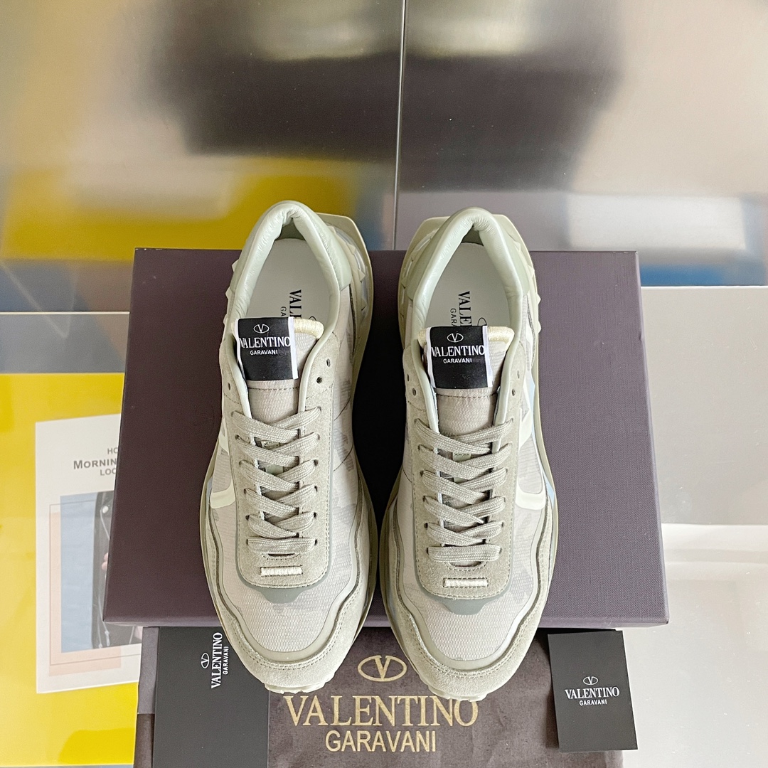【Valentino】𝟐𝟎𝟐𝟏/𝐒𝐒 𝐧𝐞𝐰  Valentino new NETRUNNER series casual air cushion sports shoes
