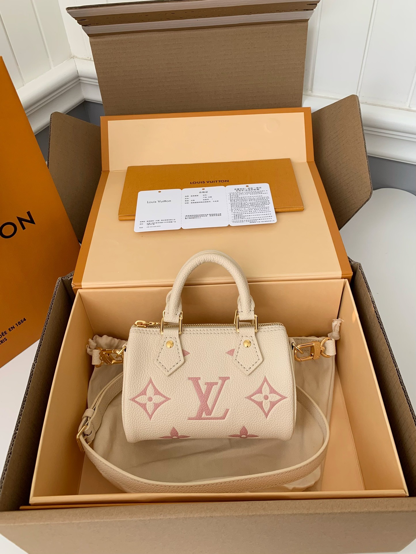 Louis Vuitton Nano Speedy M81913,Size:16*10*7.5cm