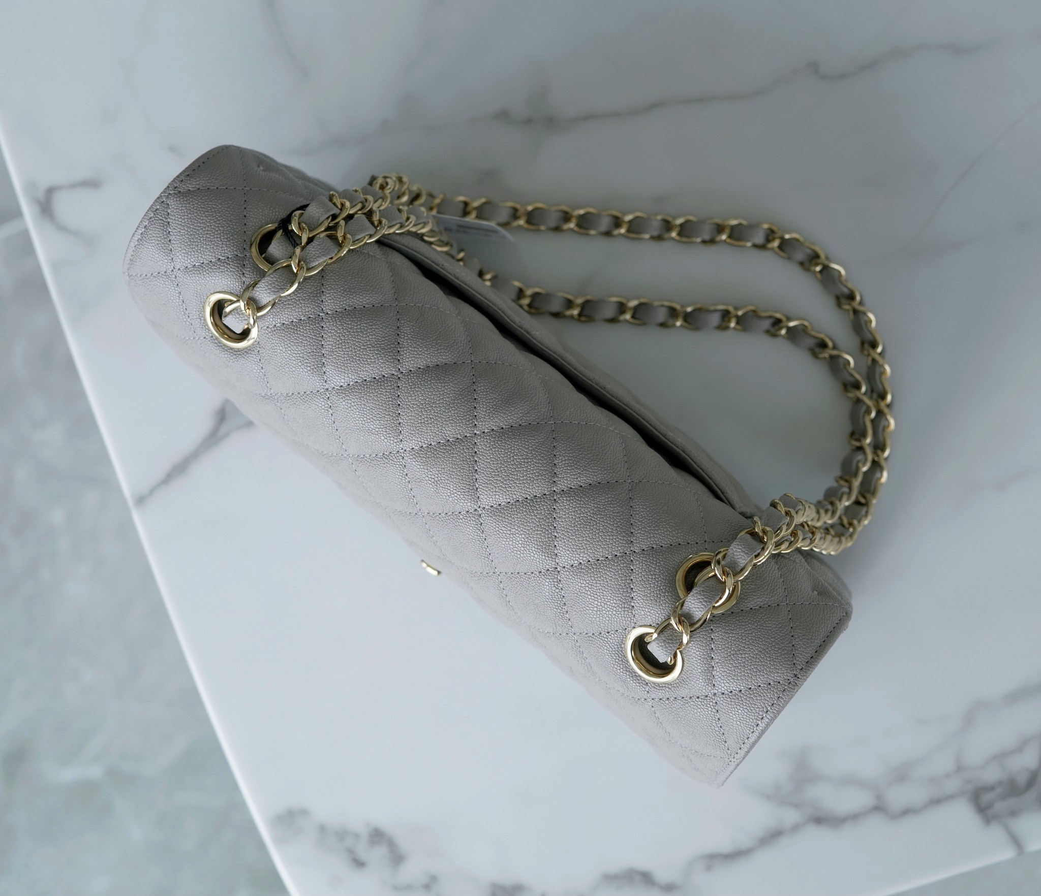 𝐂𝐇𝐀𝐍𝐄𝐋 Classic Flap France 🇫🇷 𝐇𝐇 𝐚𝐚𝐬 Original Caviar 🐂 Washed Tire Ox Medium 🐘 Dark Grey