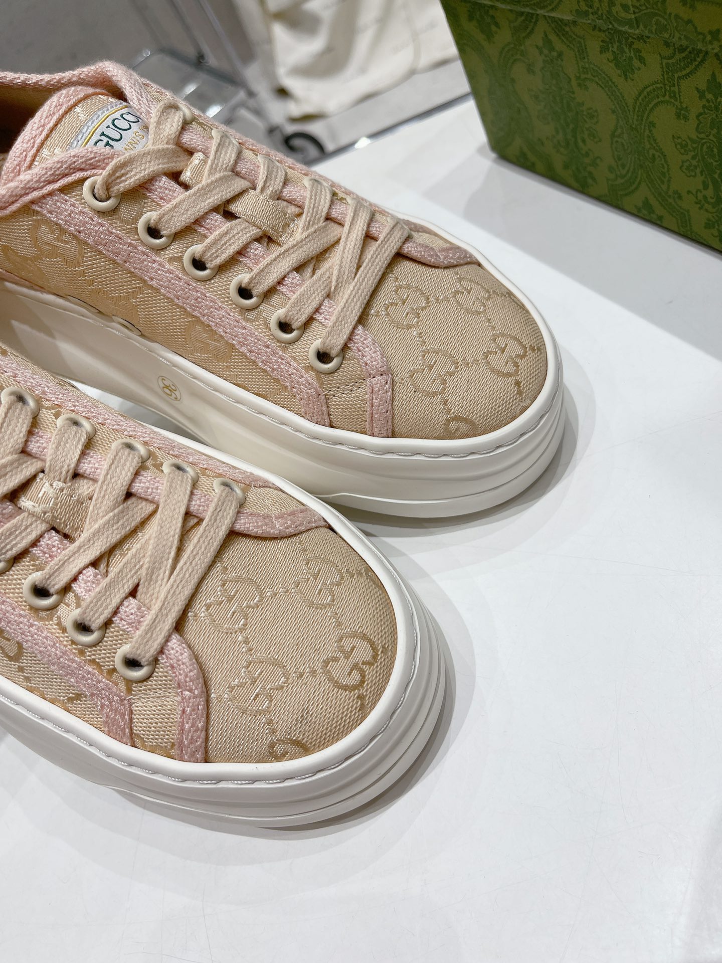 Gucci Explosive Presbyopia Canvas Casual Platform Shoes