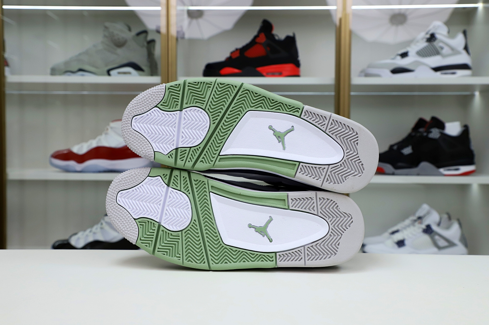 AIR JORDAN 4 SEAFOAM