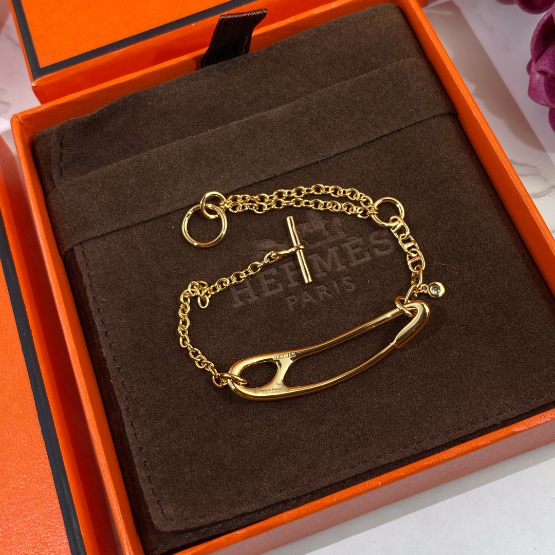 Hermes bracelet