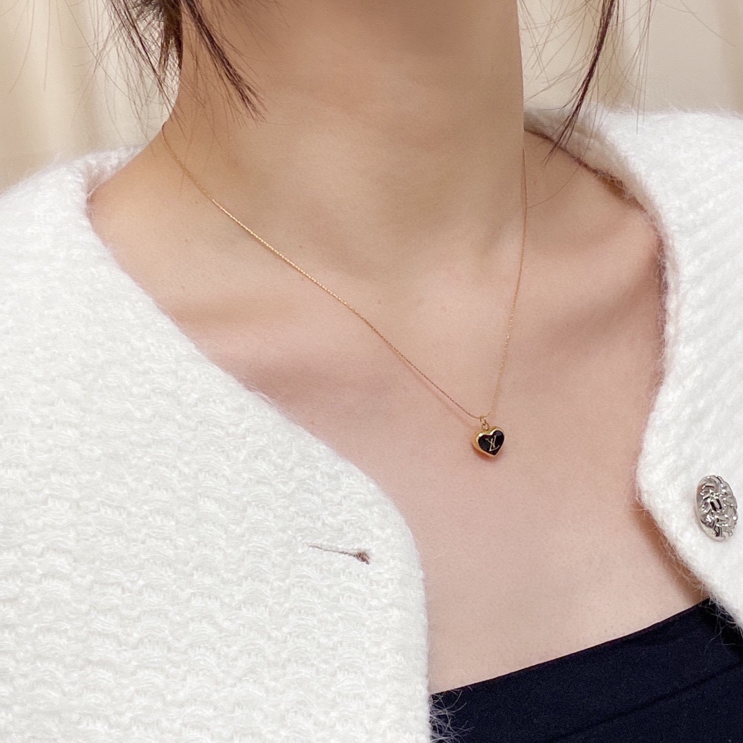Louis Vuitton LV love necklace