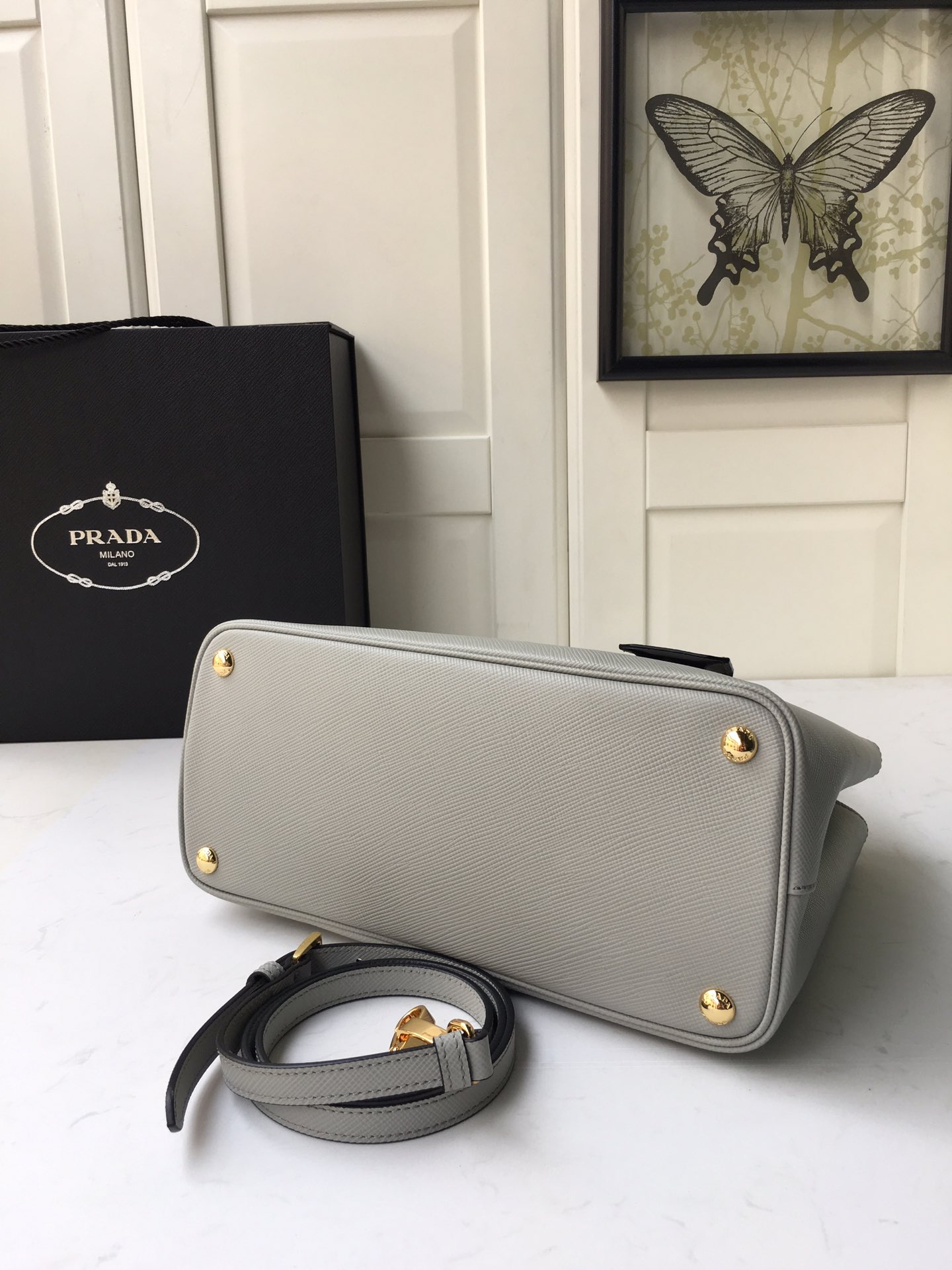 𝐏𝐑𝐀𝐃𝐀 1BA232 Handbag