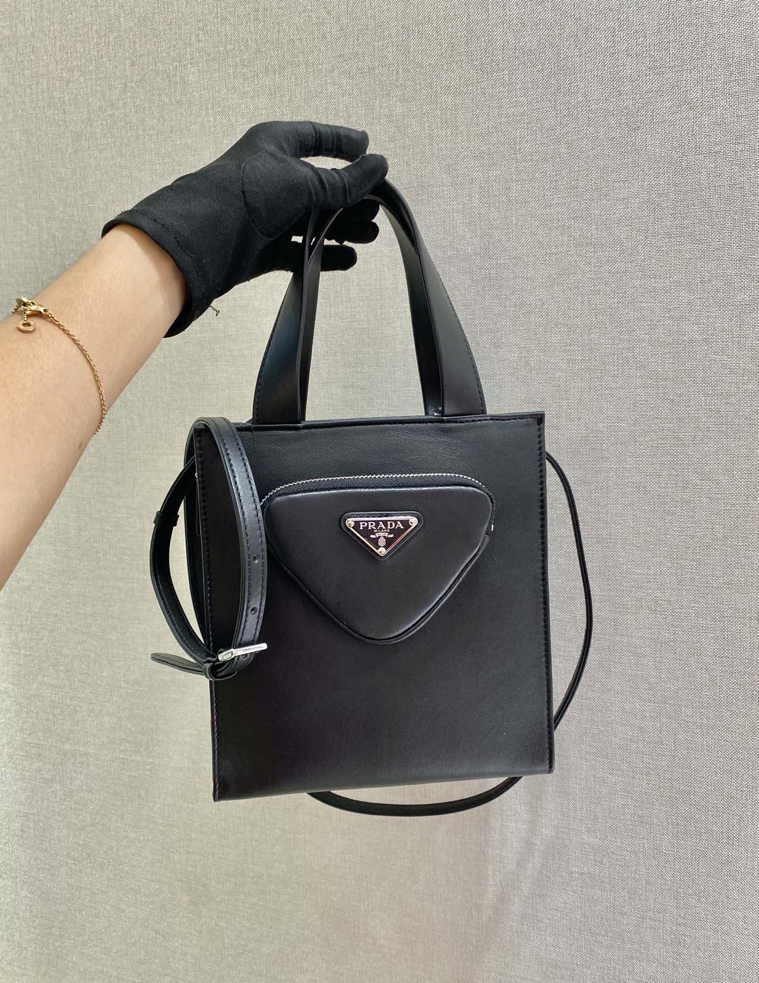 𝐏𝐑𝐀𝐃𝐀 New Women's Bag 1BG418