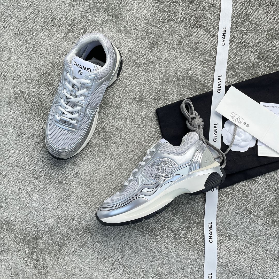 CHANEL A very good-looking sneaker TPU outsole Custom fabric metallic texture