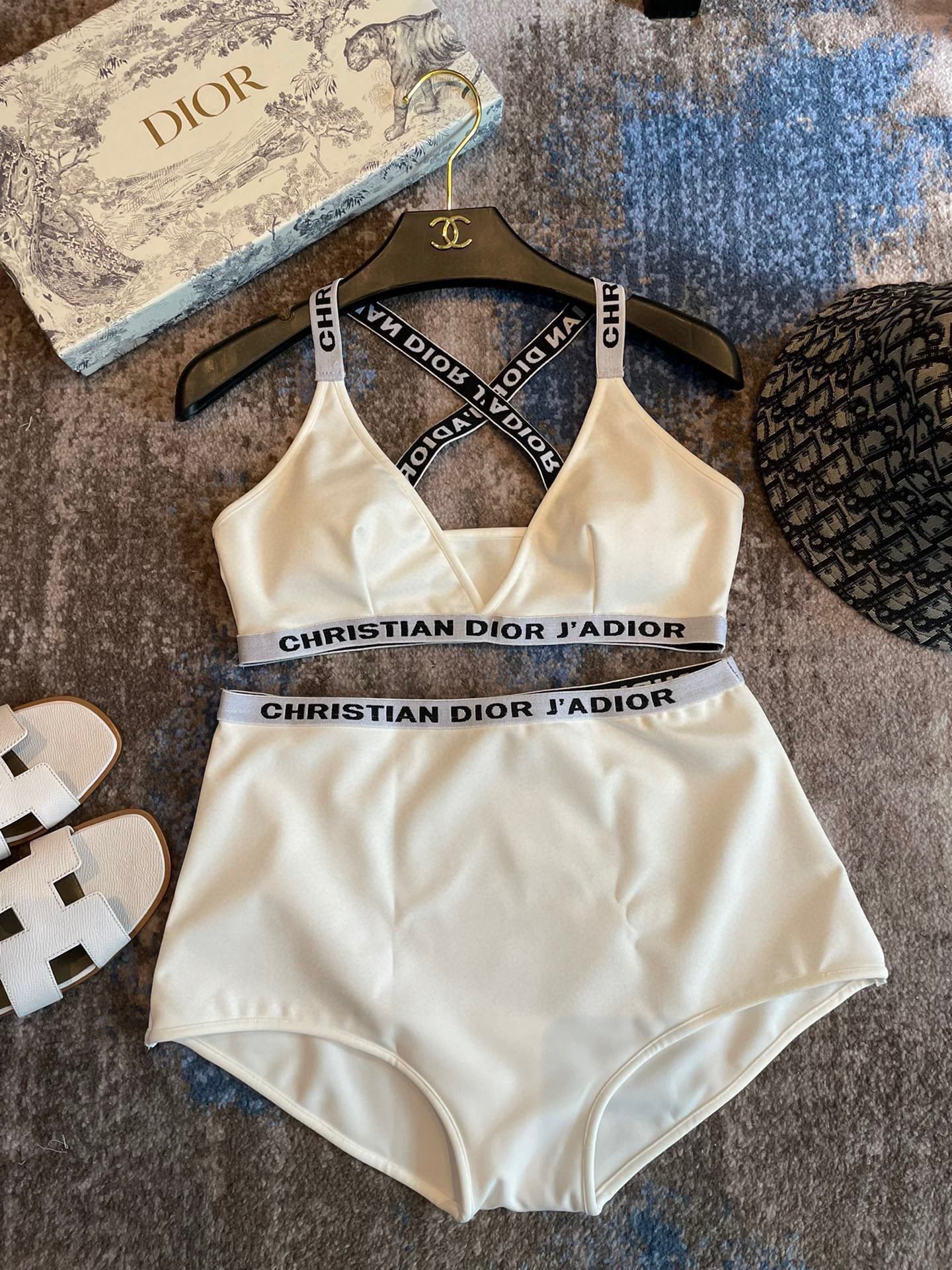 Dior new split swimsuit