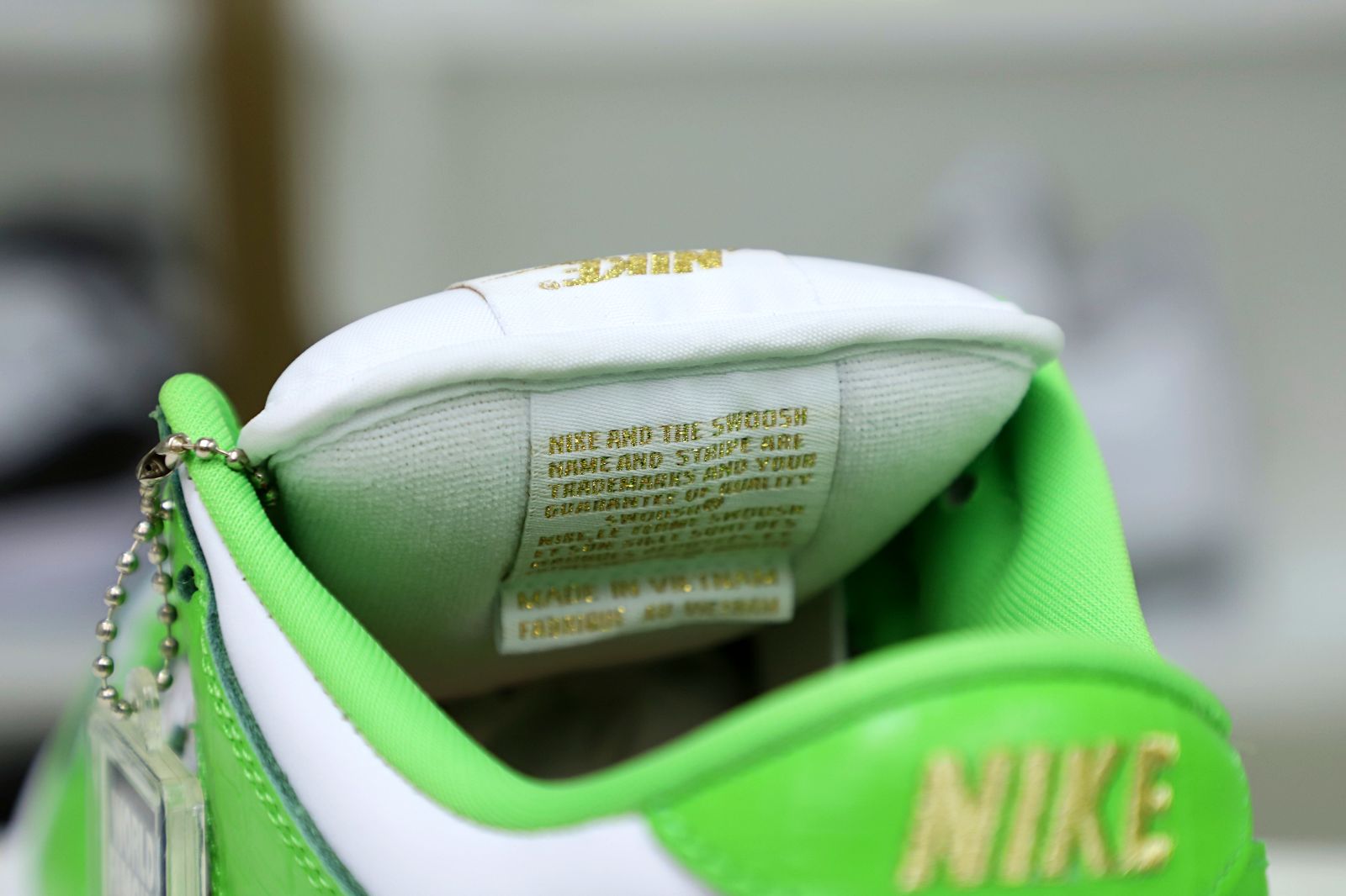 Supreme x Nike SB Dunk Low Mean Green