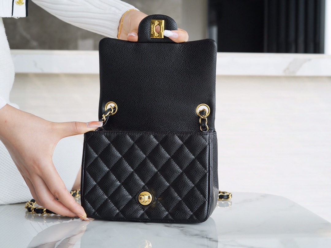 𝐂𝐇𝐀𝐍𝐄𝐋 Classic Flap France 𝐇𝐚𝐚𝐬Original Lychee Pattern🐂 Classic Flap Bag Fang Fatty🔆Black Gold🖤