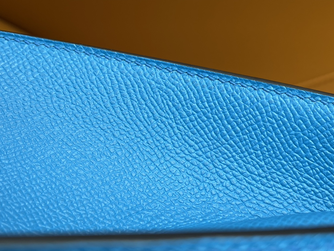 Kelly28 Izmir blue epsom leather