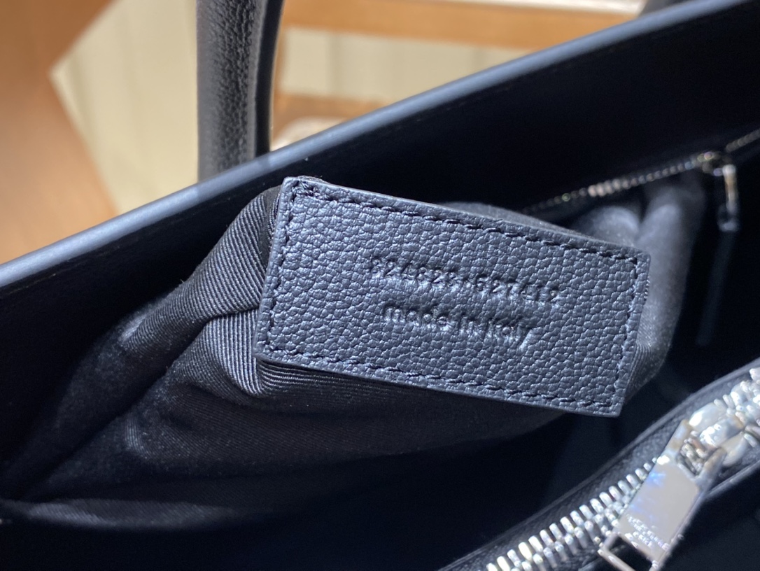 SAINT LAURENT【sac de jour】  #324823SY.jd